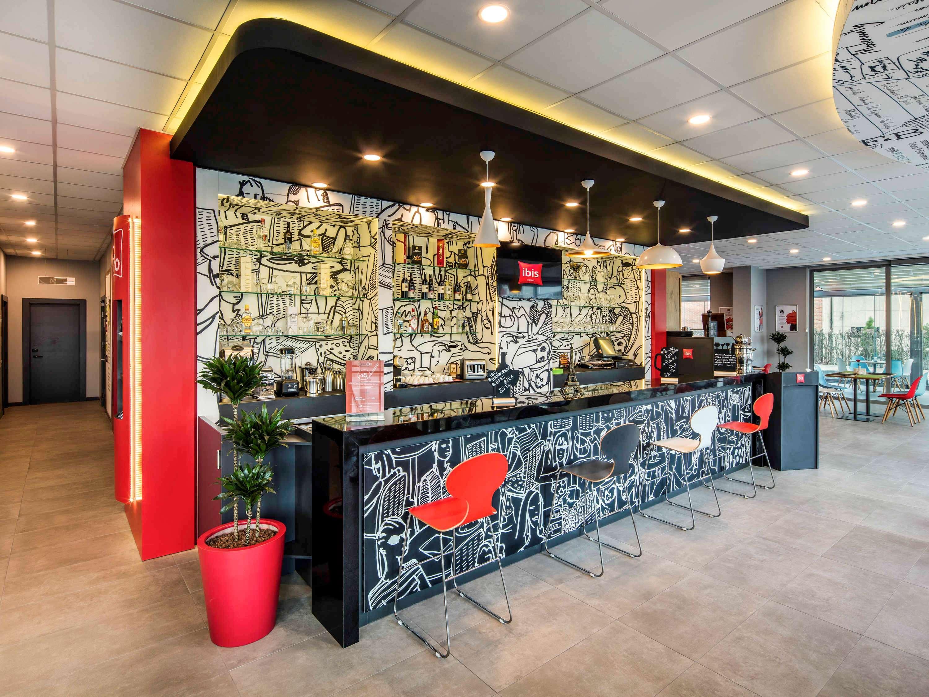 Ibis Istanbul West Hotel Bagian luar foto