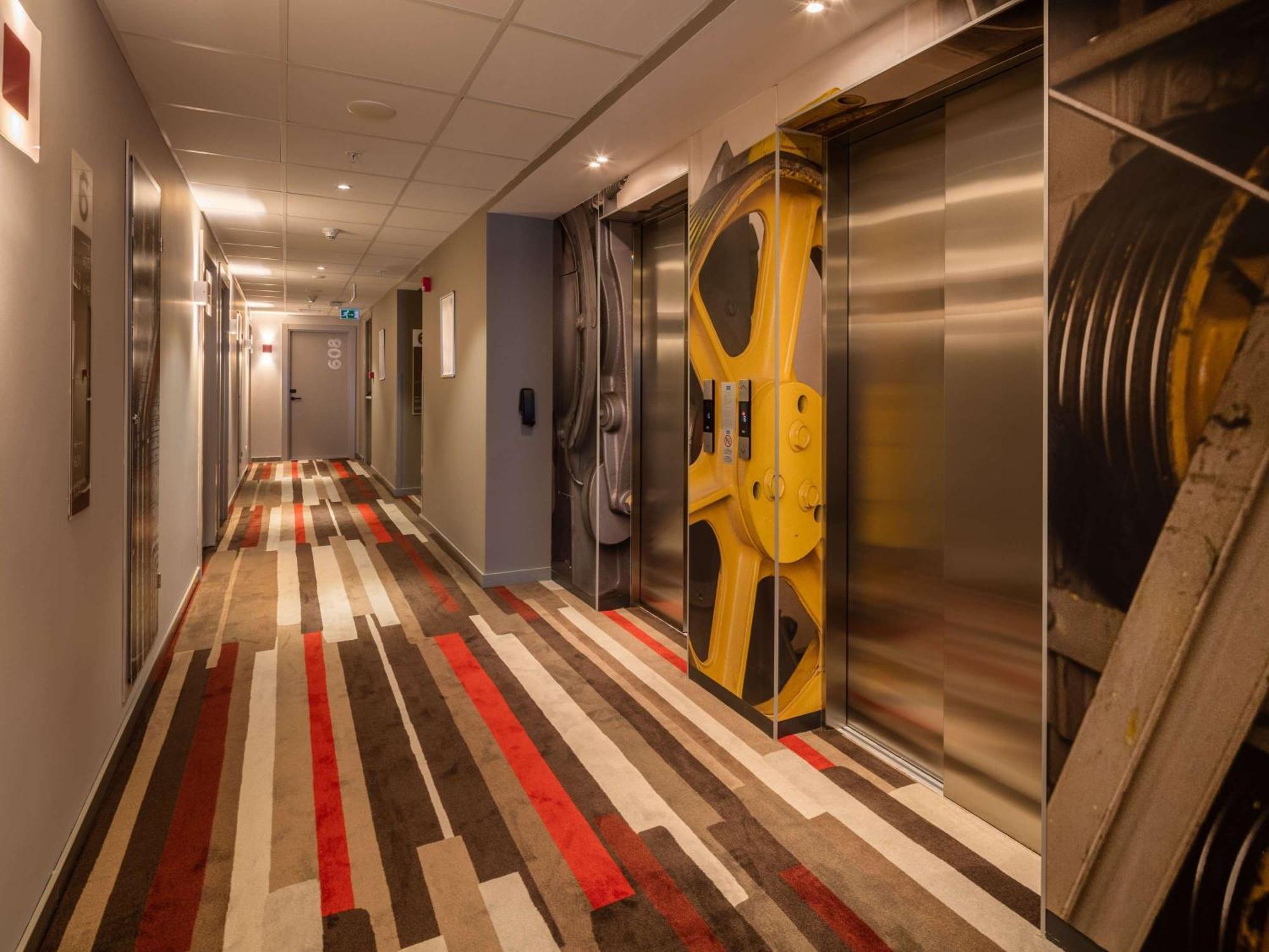 Ibis Istanbul West Hotel Bagian luar foto