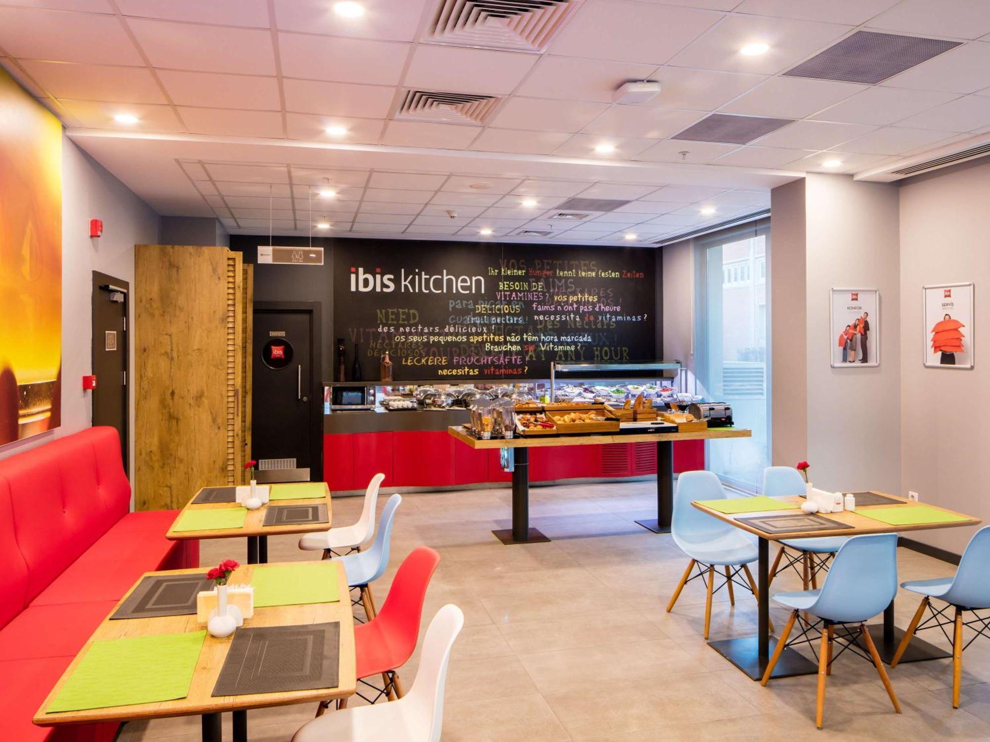 Ibis Istanbul West Hotel Bagian luar foto
