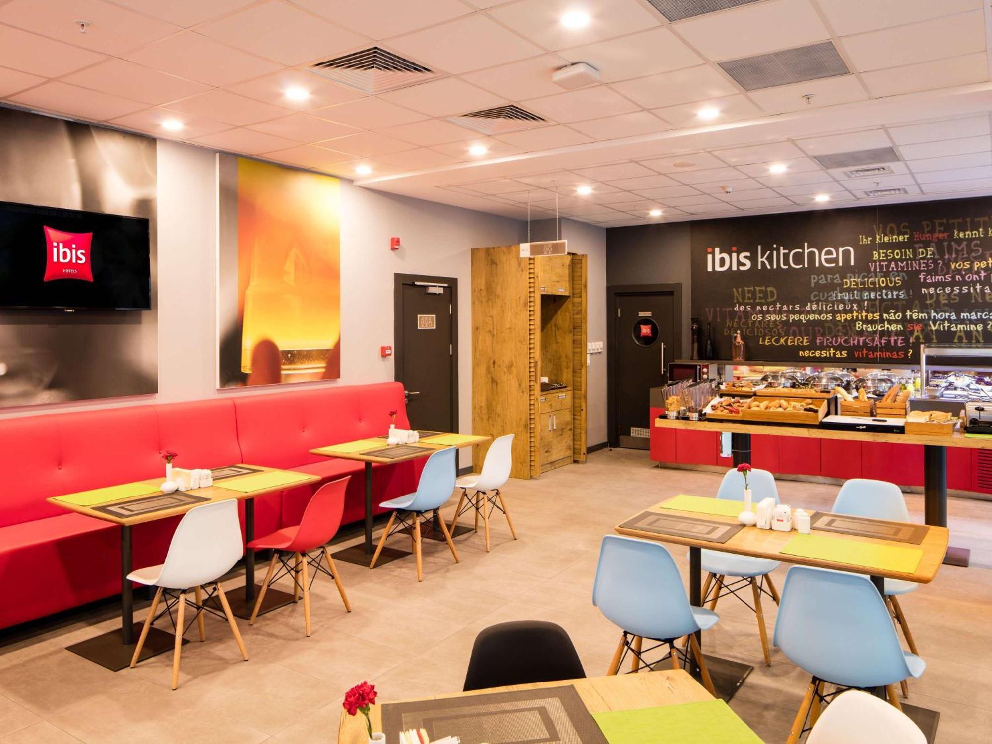 Ibis Istanbul West Hotel Bagian luar foto